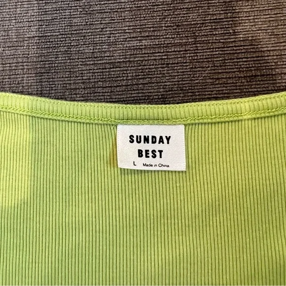 Aritzia Sunday Best long sleeve - Picture 6 of 6